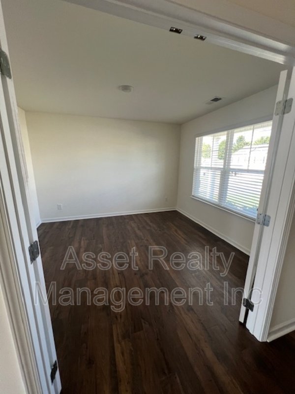 183 Claire Place property image