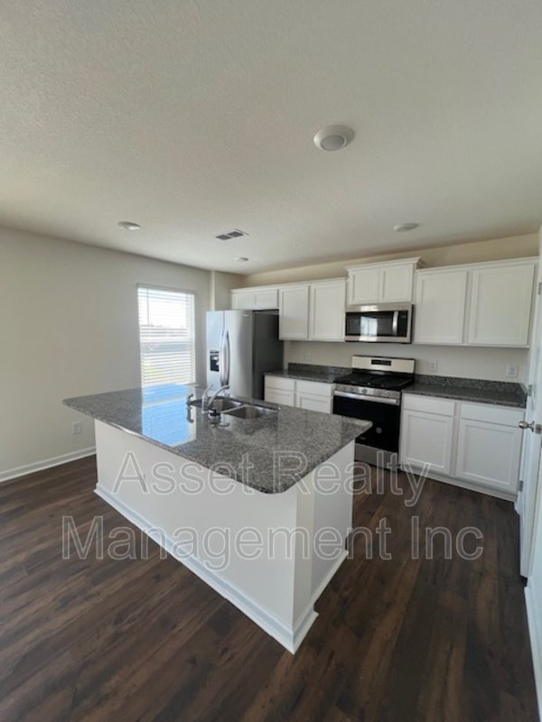 183 Claire Place property image