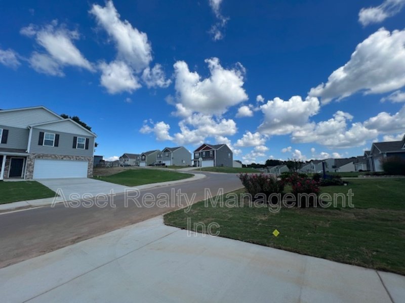 183 Claire Place property image