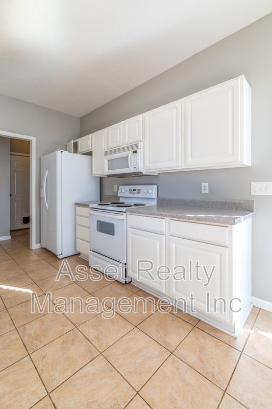 506 Drakewood Dr property image