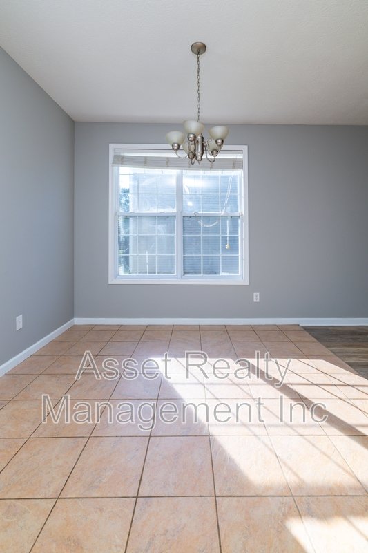 506 Drakewood Dr property image