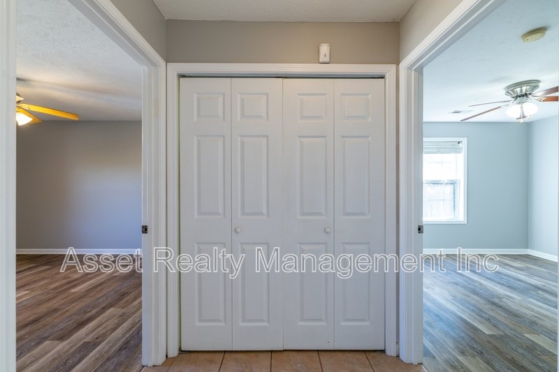 506 Drakewood Dr property image