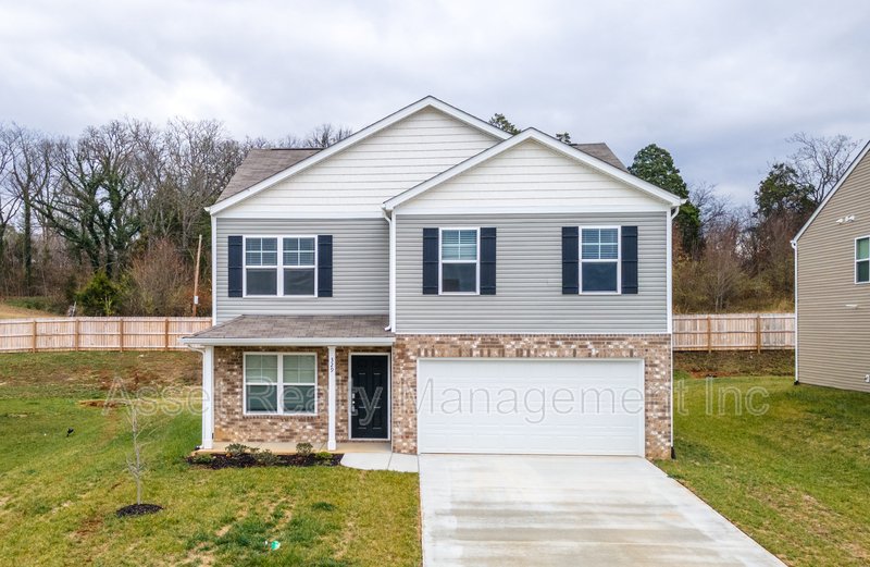 329 Aspen Drive property image