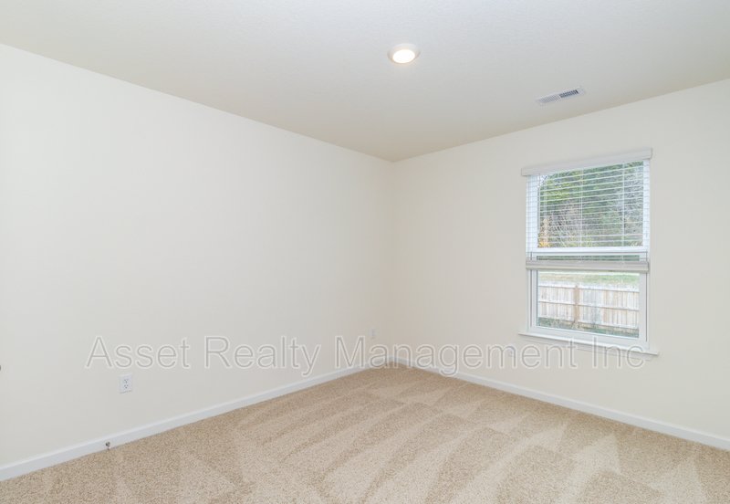 329 Aspen Drive property image