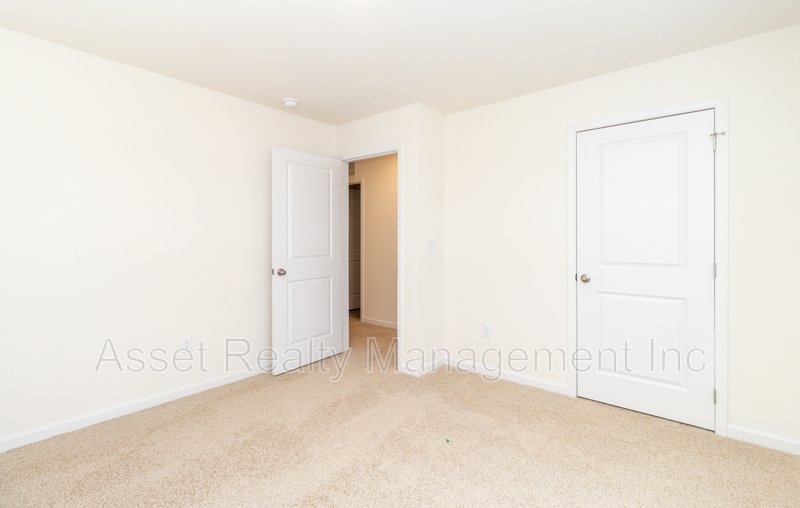 329 Aspen Drive property image
