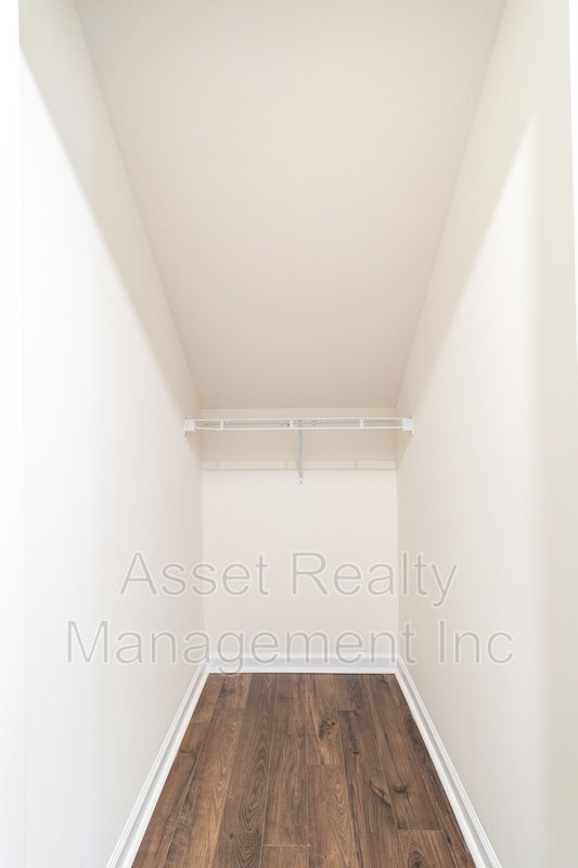 329 Aspen Drive property image