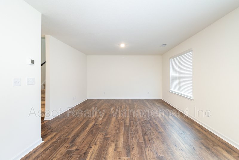 329 Aspen Drive property image
