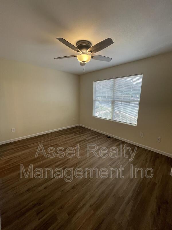 914 Warrior Hill Drive - 1 property image