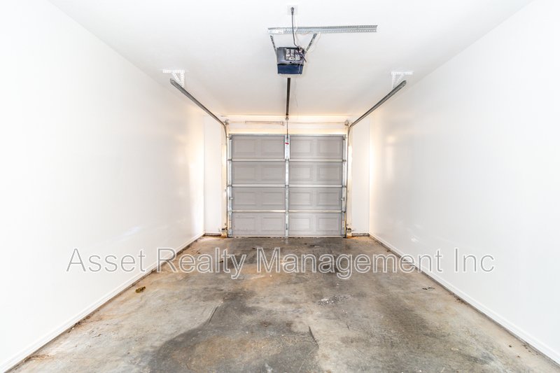 10432 Fantasy Way - 1 property image