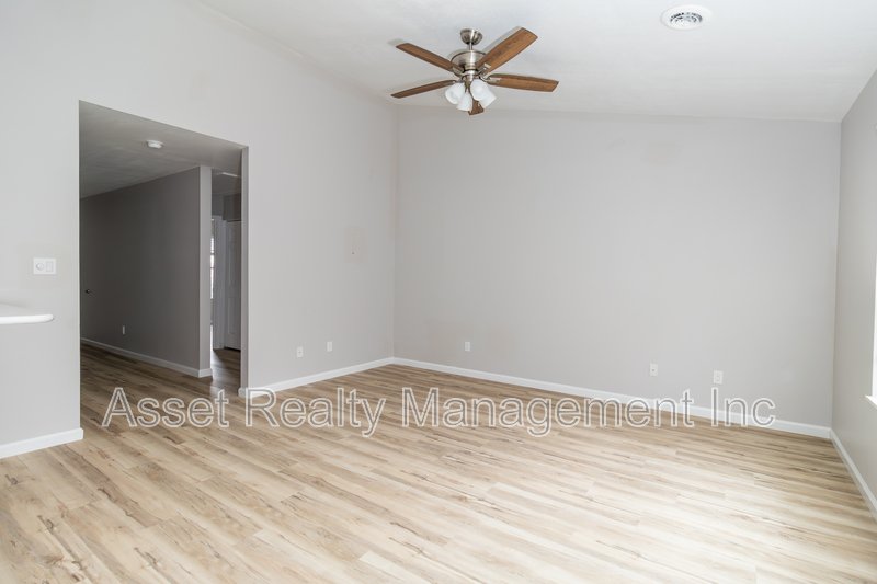 10432 Fantasy Way - 1 property image