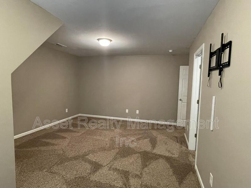 8107 Cambridge Reserve Drive property image