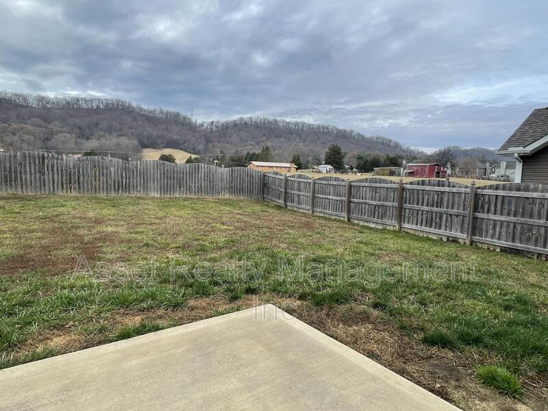 8107 Cambridge Reserve Drive property image