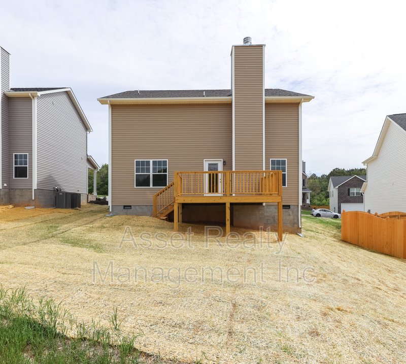 5804 Rain Cloud Road property image