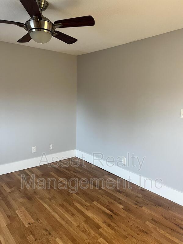 2359 East 5th Avenue - 4 property image