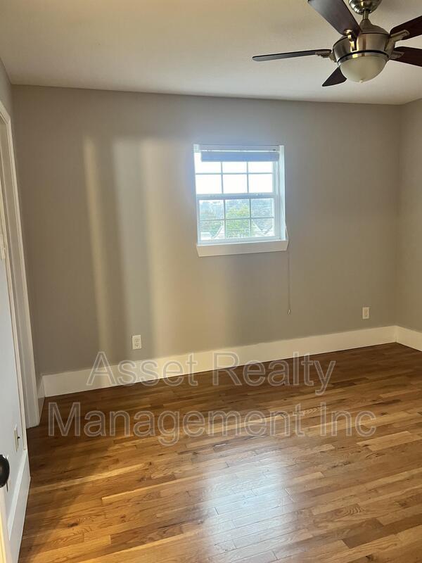 2359 East 5th Avenue - 4 property image