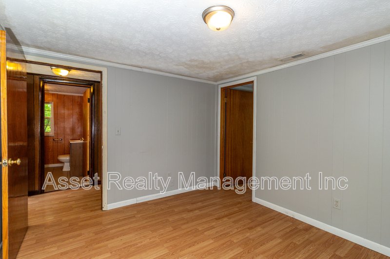 513 Benton Cir property image