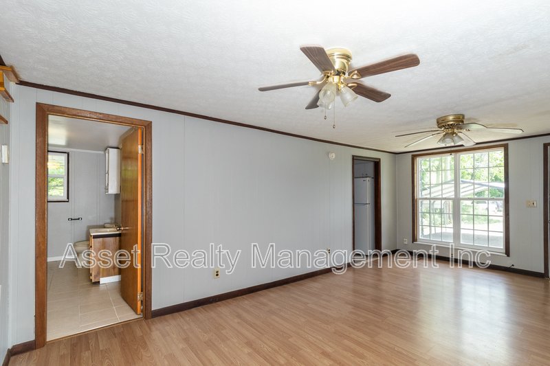 513 Benton Cir property image