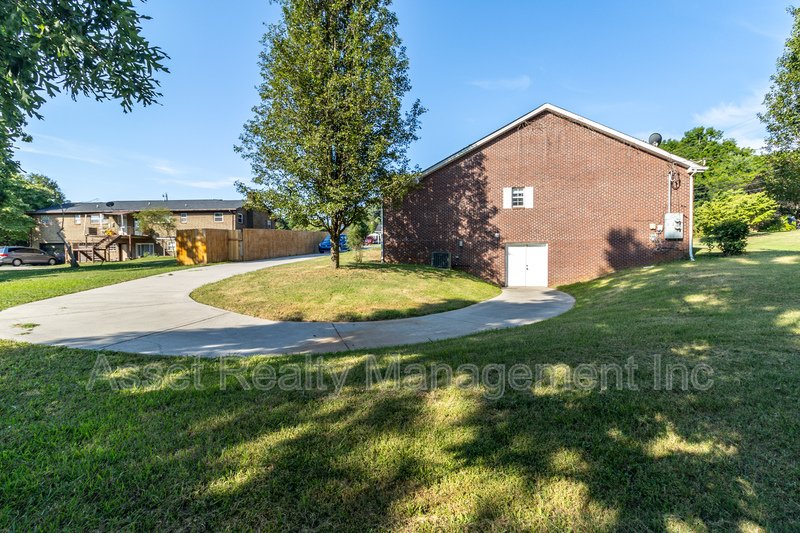 4622 Ventura Drive - 4624 property image