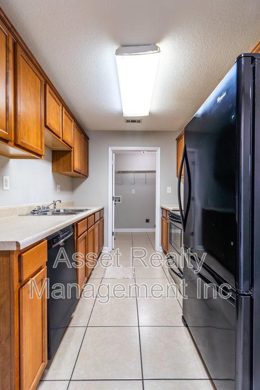 4622 Ventura Drive - 4624 property image