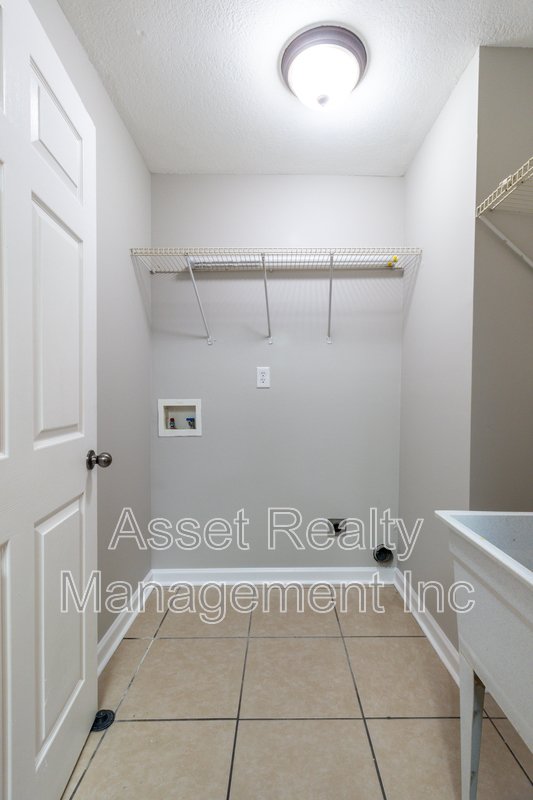 4622 Ventura Drive - 4624 property image