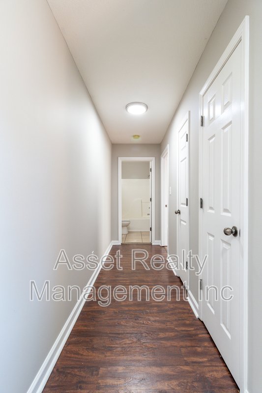 4622 Ventura Drive - 4624 property image