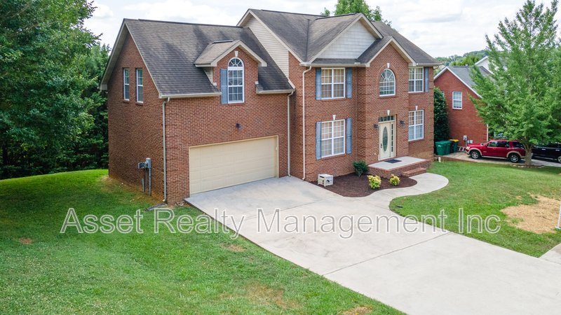 8334 Bay Gardens Lane - 1 property image