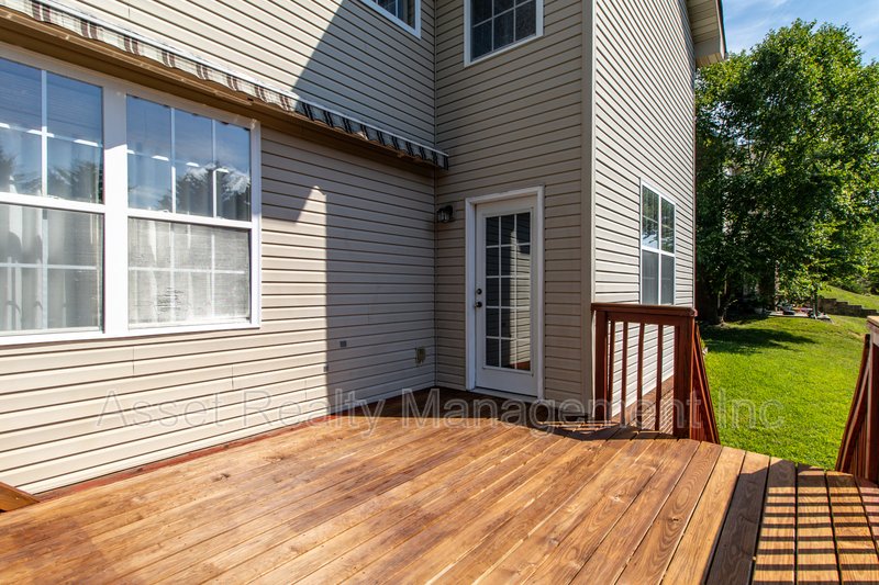 8334 Bay Gardens Lane - 1 property image