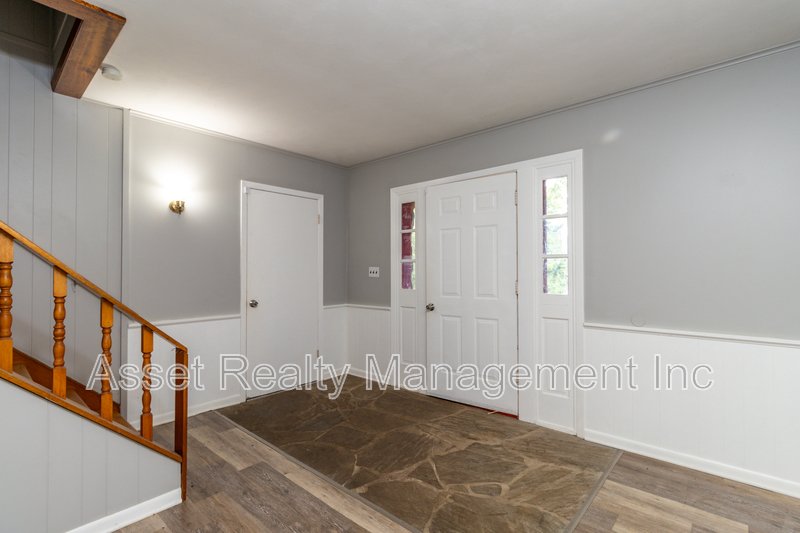 630 Colonial Drive property image