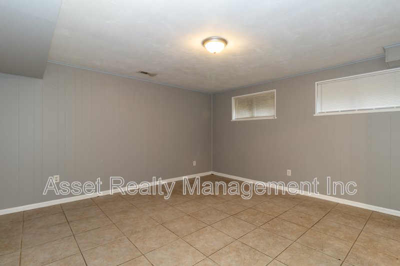 630 Colonial Drive property image
