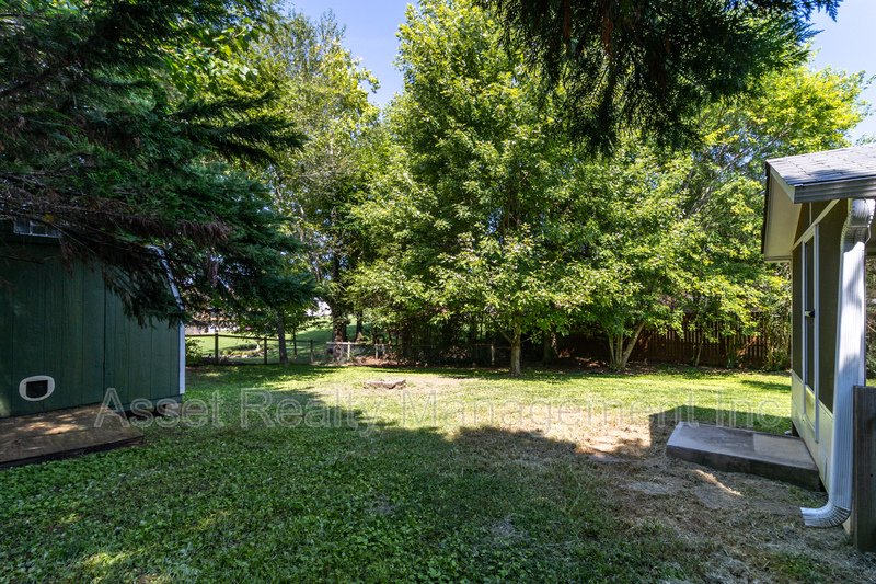 7005 Buddy J Ln property image