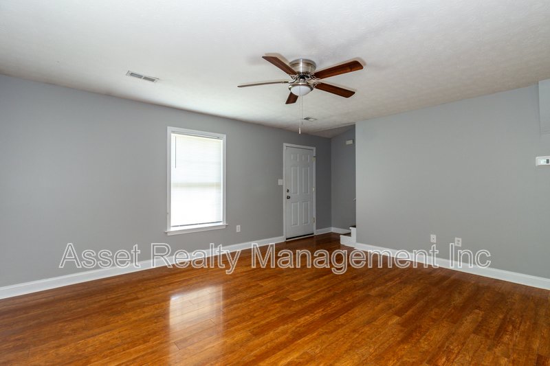 7005 Buddy J Ln property image