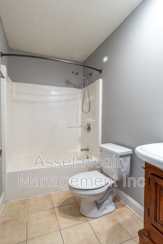 7005 Buddy J Ln property image