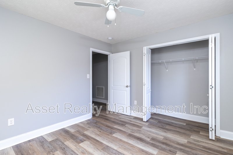 7005 Buddy J Ln property image