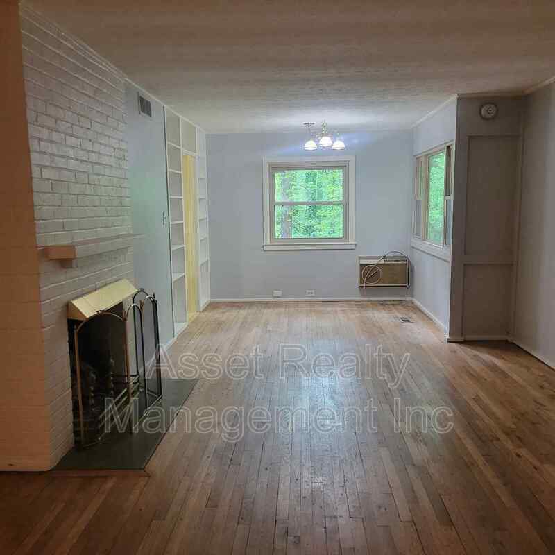 110 Chatham Ln property image