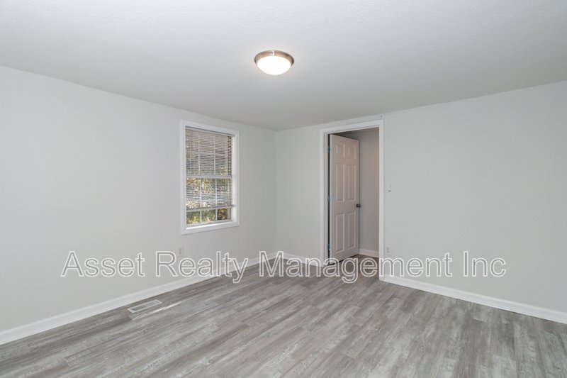 770 Mahoney Road - 1 property image