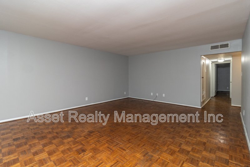 3636 Taliluna Avenue unit 216 property image