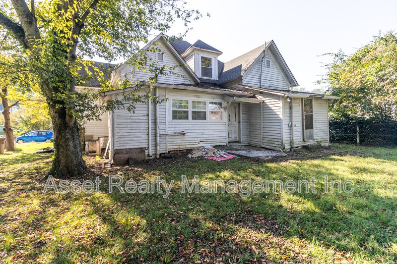 221 Hawthorne Avenue - 3 property image