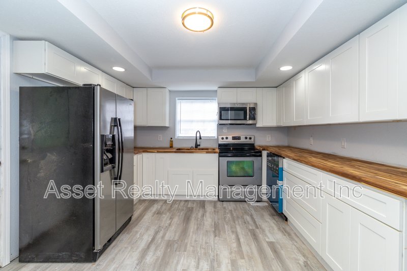 770 Mahoney Road - 1 property image