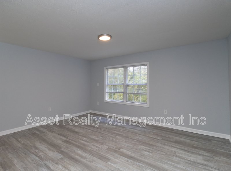 770 Mahoney Road - 1 property image