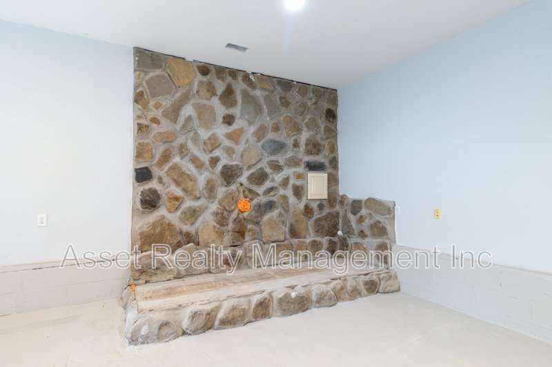 770 Mahoney Road - 1 property image