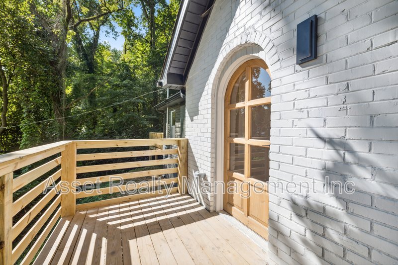 104 Overbrook Drive property image