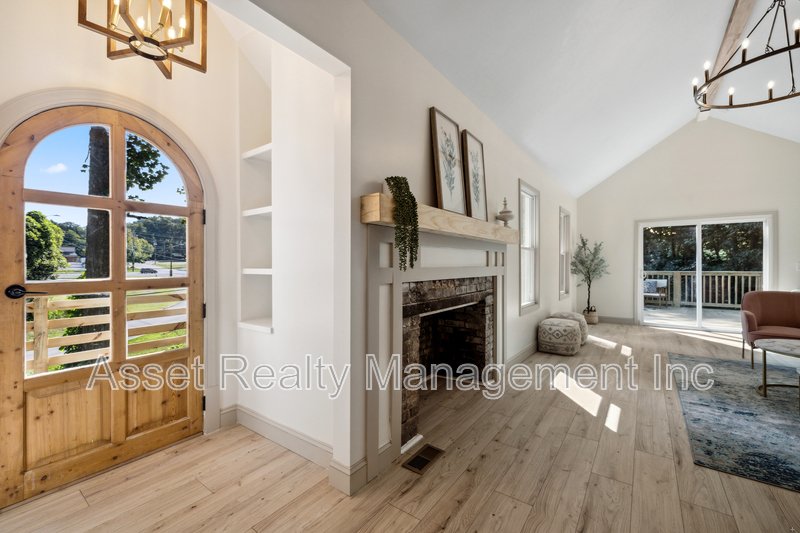 104 Overbrook Drive property image