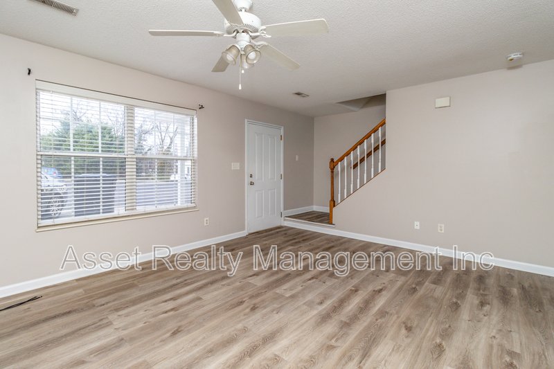 836 Duchess Way property image