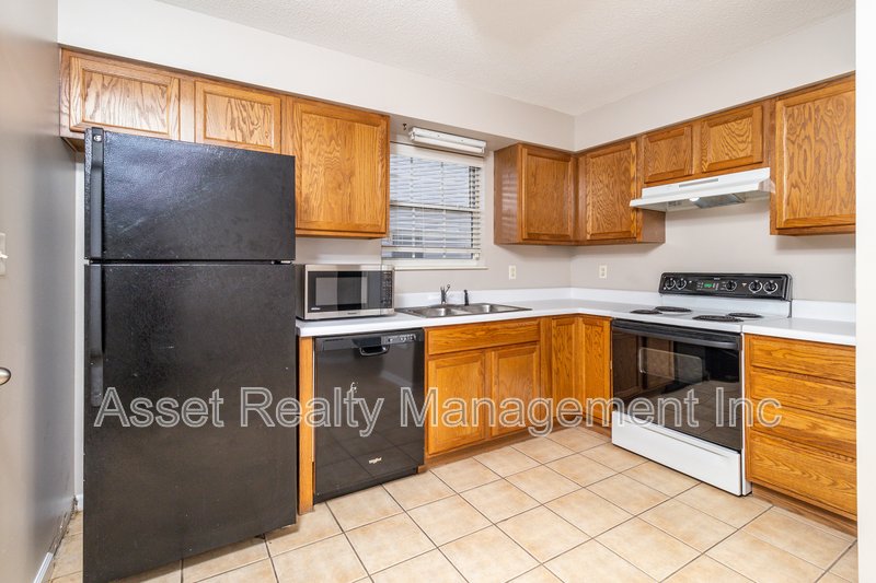 836 Duchess Way property image