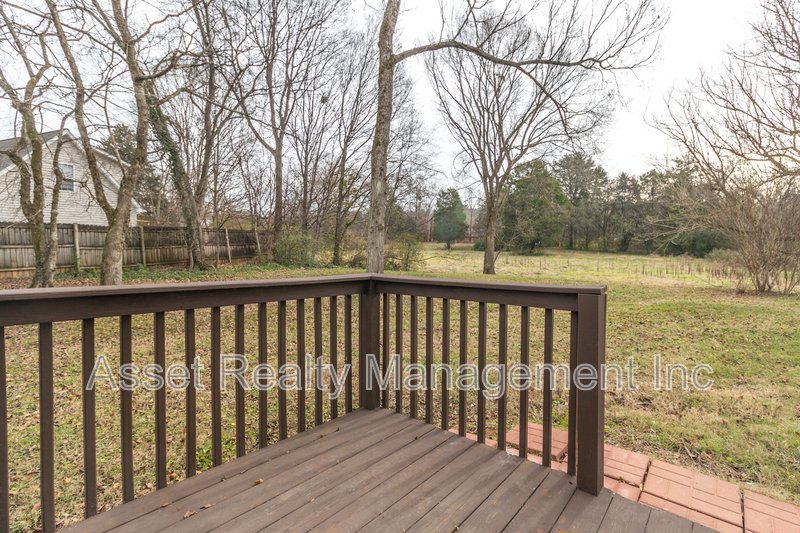 836 Duchess Way property image