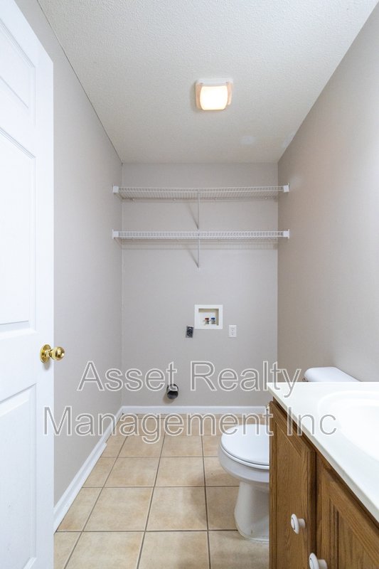 836 Duchess Way property image
