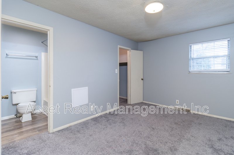 9157 Cedarpark Ln D property image