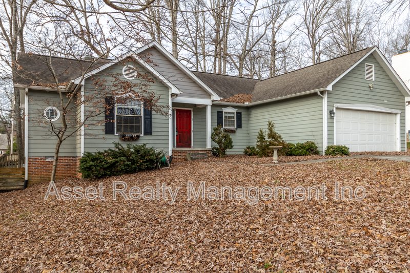 1405 Wenlock Road property image