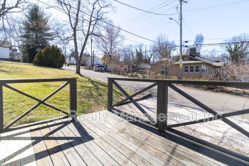 1900 Edgewood Avenue property image