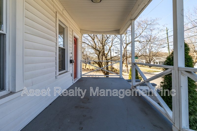 1900 Edgewood Avenue property image